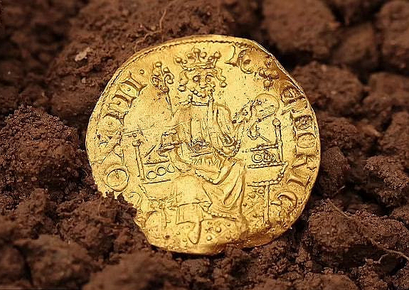 英国“史上第一枚金币”出土，价值40万英镑，全球仅存8枚